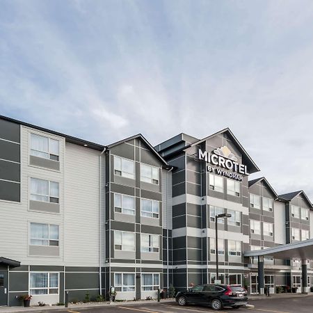 Microtel Inn & Suites By Wyndham Fort Saint John Fort St. John Exterior foto